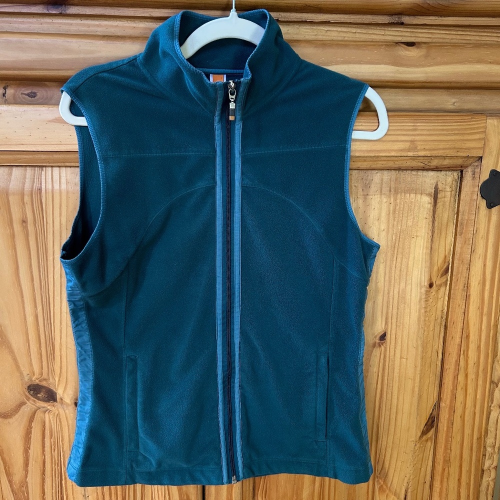 Lucy Vest Fleece Sleeveless Lightweight Zipper Pockets Full Zip Women's Large